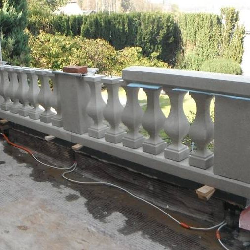 Geätzter Betonwerkstein einer Balustrade