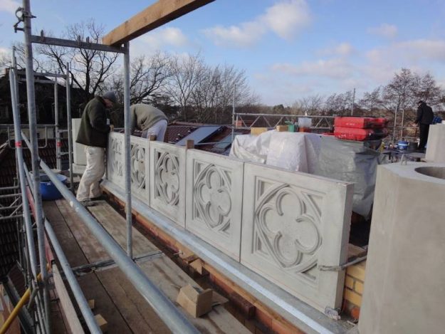 Glattbetonelement einer Fassade